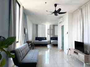 ITCC Manhattan Suites by Stay In 5-6pax